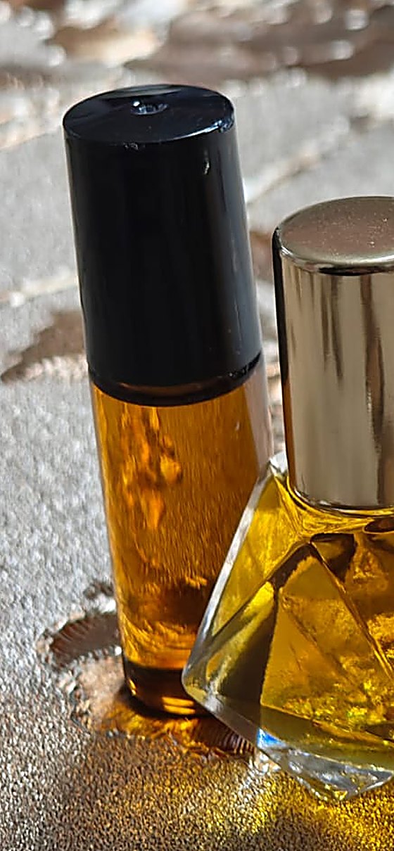 5 ml amber glass attar bottle